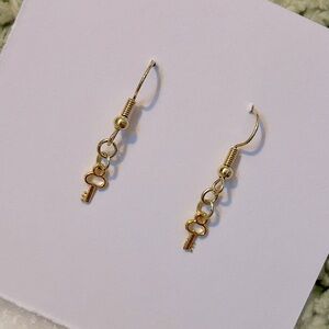 Elegant Gold Key Dangle Earrings